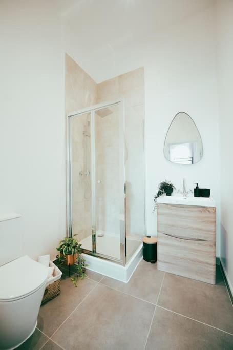 Dusk House - B'Ham Jq Townhouse Villa เบอร์มิงแฮม ภายนอก รูปภาพ